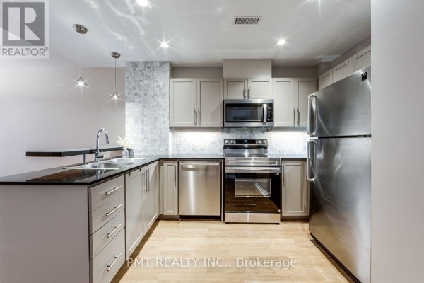 Kitchen - 23 - 11 Niagara Street, Toronto, ON M5V3N9 Photo 3