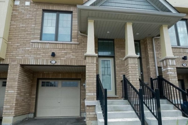 23 - 185 Bedrock Drive, Hamilton, ON, photo 2