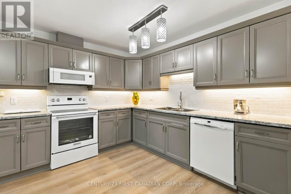 23 - 20 Kernohan Parkway, London South, ON N6J4Y3 Photo 5