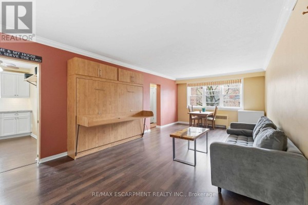 23 - 231 Macnab Street S, Hamilton, ON, photo 2