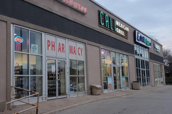 23 - 3200 Dufferin Street, Toronto, ON M6A2T3 Photo 4