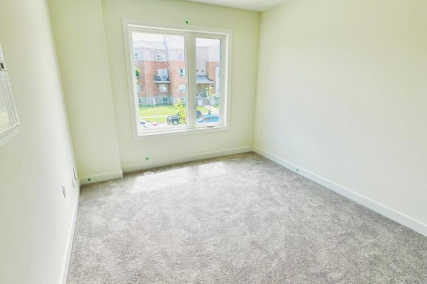 23 - 3538 Colonial Drive, Mississauga, ON L5L0C1 Photo 4