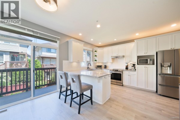23 2387 Argue Street, Port Coquitlam, BC V3C6P5 Photo 2
