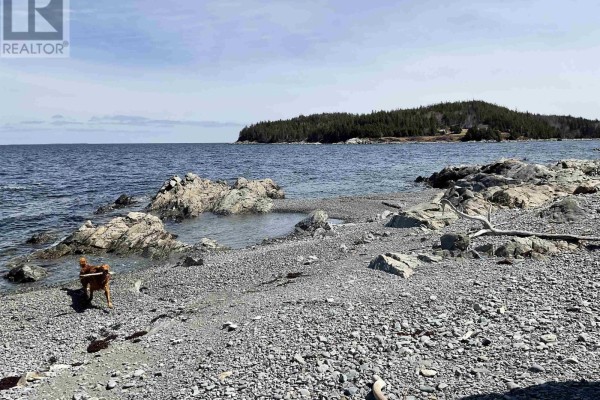 23-3 Hendsbee Wharf Road, Phillips Harbour, NS B0H1N0 Photo 2