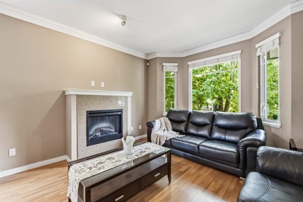 23 6575 192 Street, Surrey, BC V4N5T8 Photo 5