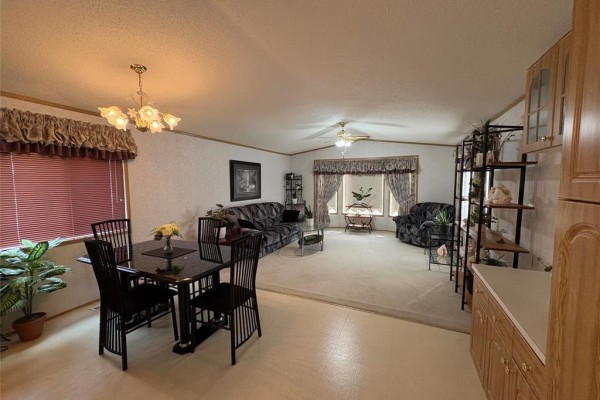 Dining room - 23 74 Triangle Road, Dauphin, MB R7N3M9 Photo 2