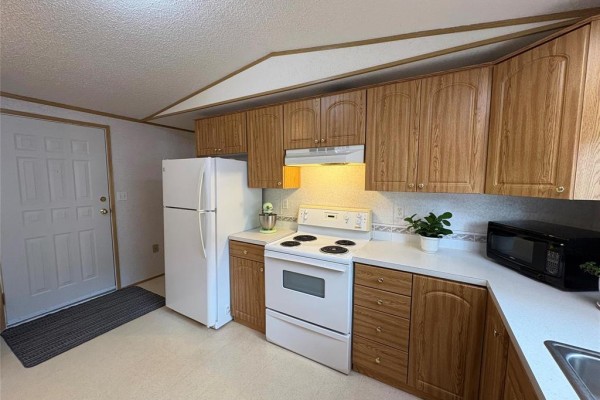 Bedroom - 23 74 Triangle Road, Dauphin, MB R7N3M9 Photo 5