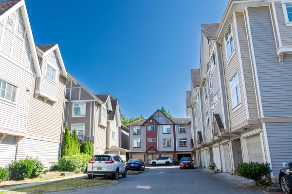 23 9405 121 Street, Surrey, BC V3V0A9 Photo 3