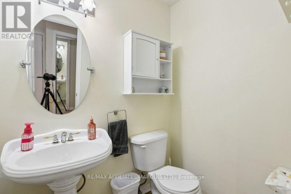 23 Barnhart Drive, South Stormont, ON K0C1P0 Photo 5