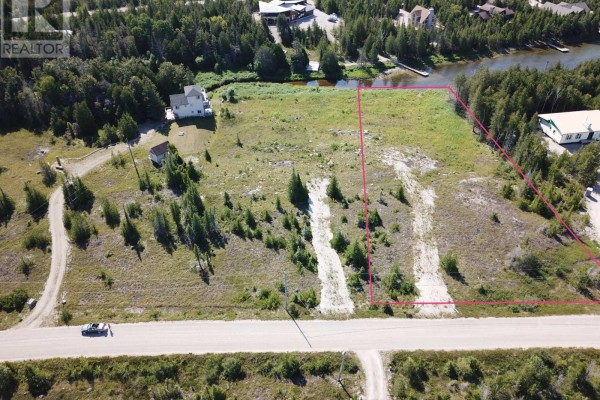23 Bay Shore Ave. N. Avenue, Northern Bruce Peninsula, ON N0H2R0 Photo 3