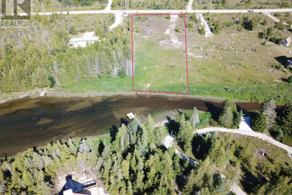 23 Bay Shore Ave. N. Avenue, Northern Bruce Peninsula, ON N0H2R0 Photo 5