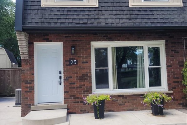 23 Bentley Place, Hamilton, ON, photo 2