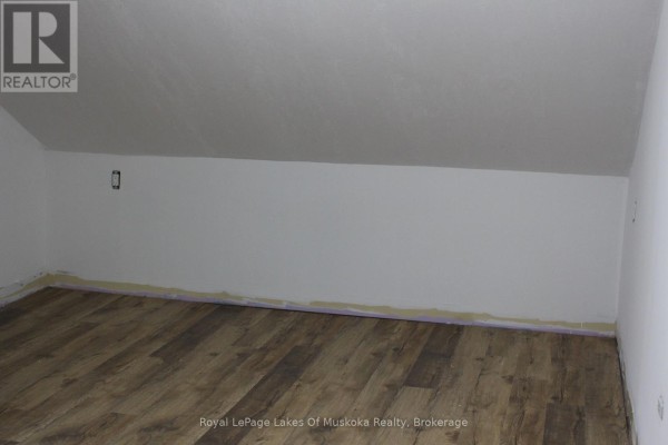 Living room - 23 Bridge Street, Lake Of Bays, ON P0B1A0 Photo 3