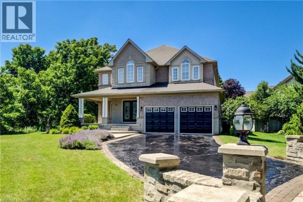 4pc Bathroom - 23 Buerkle Court, Kitchener, ON N2P2S1 Photo 2