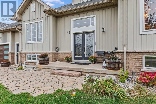 Family room - 23 Butternut Crescent, Wasaga Beach, ON L9Z0A7 Photo 5