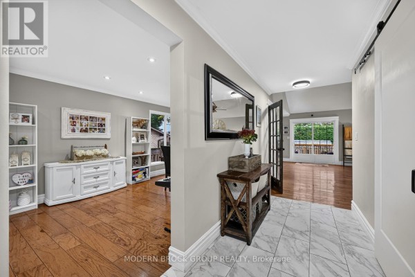 23 Cambridge Crescent, Brockville, ON K6V6L7 Photo 4