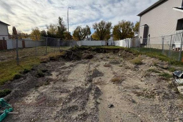 23 Citadel Peak Circle Nw, Calgary, AB, photo 3