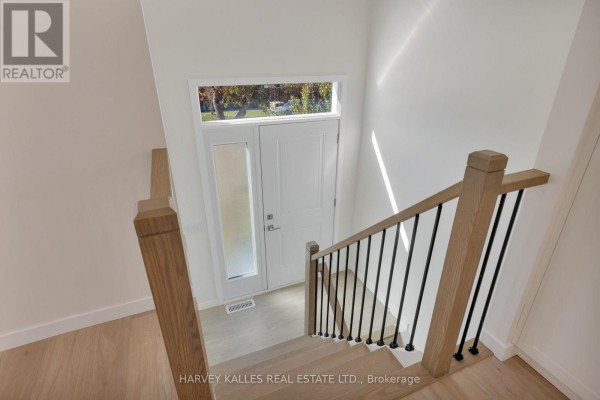 23 Cog Hill Drive, Vaughan, ON L4K1M6 Photo 5