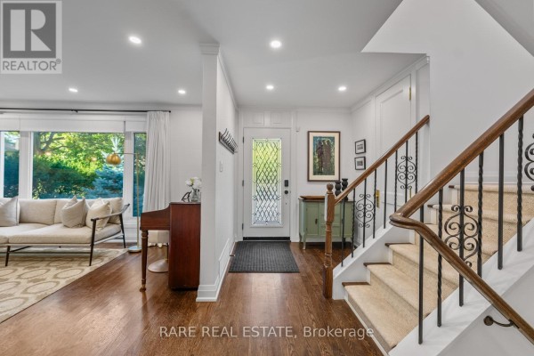 23 Dellbank Road, Toronto, ON M3H4M9 Photo 5