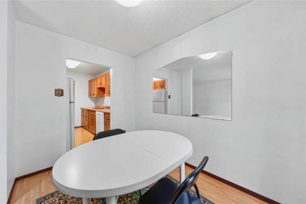 Recreation room - 23 Drimes Place, Winnipeg, MB R2V4M2 Photo 4