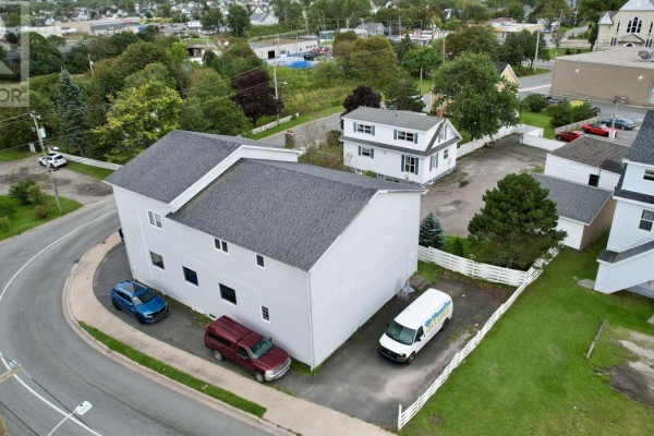 23 Duncan Street, Glace Bay, NS B1A2L5 Photo 3