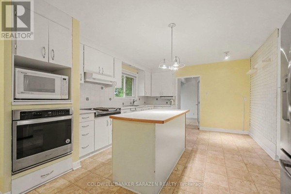 23 Elma Street, Ottawa, ON K1T3W8 Photo 5