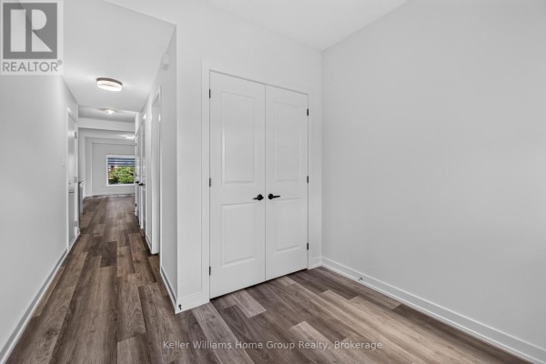 Bedroom 4 - 23 Ferris Circle, Guelph, ON N1G4X2 Photo 4