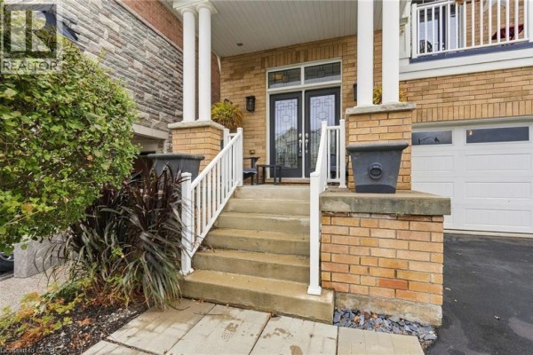 Recreation room - 23 Forest Ridge Avenue, Waterdown, ON L8B1V5 Photo 3