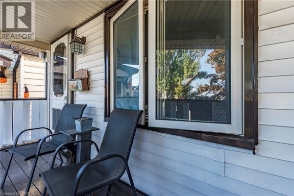 23 Frederick Avenue, Hamilton, ON, photo 3