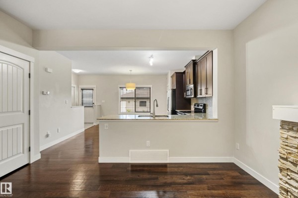 Bedroom 3 - 23 Greenbury Bv, Spruce Grove, AB T7X0M1 Photo 5