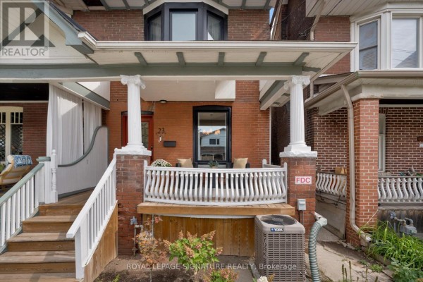 Bedroom - 23 Greenwood Avenue, Toronto, ON M4L2P5 Photo 2