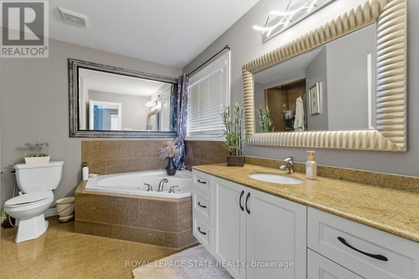 23 Kellogg Avenue, Hamilton, ON, photo 2