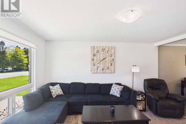 23 King Street N, Kincardine, ON N0G2T0 Photo 4