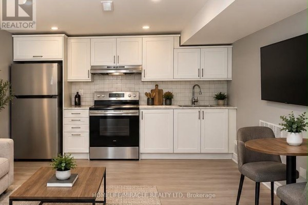 23 Kitto Court, Brampton, ON L6Y5A9 Photo 2