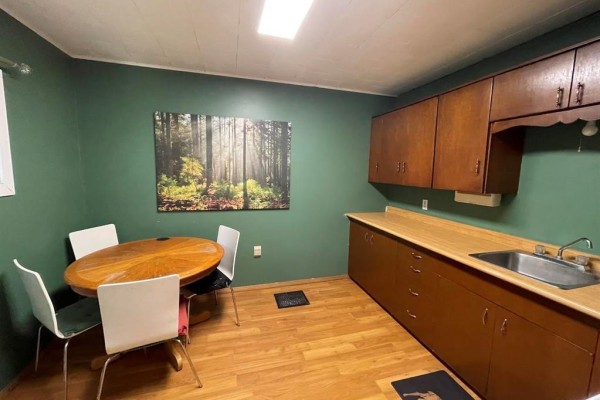 23 Maple Street, Riding Mountain, MB, photo 2
