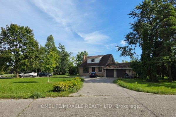 23 Marysfield Drive, Brampton, ON, photo 2