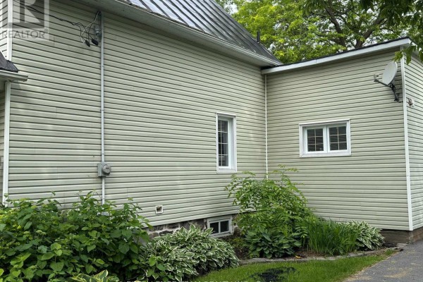 23 Mechanic Street E, North Glengarry, ON, photo 2