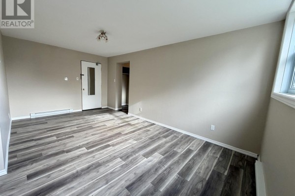 Bedroom - 23 Mississauga Ave # 6, Elliot Lake, ON P5A1E1 Photo 4