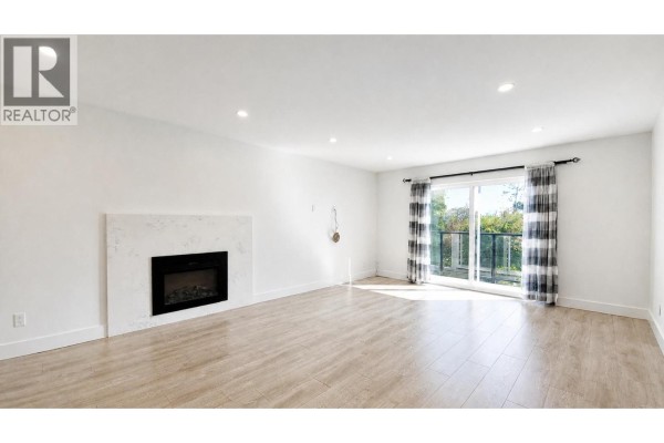 23 N Fell Avenue, Burnaby, BC V5B1L3 Photo 5