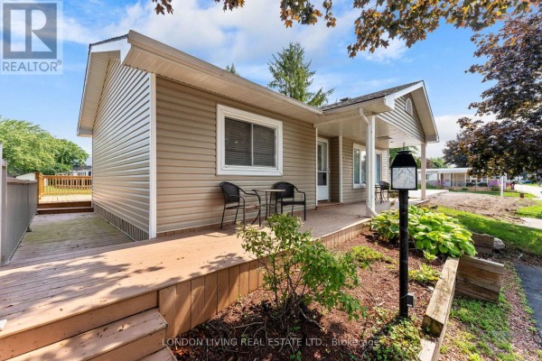 23 Pebble Beach Parkway, South Huron, ON, photo 2