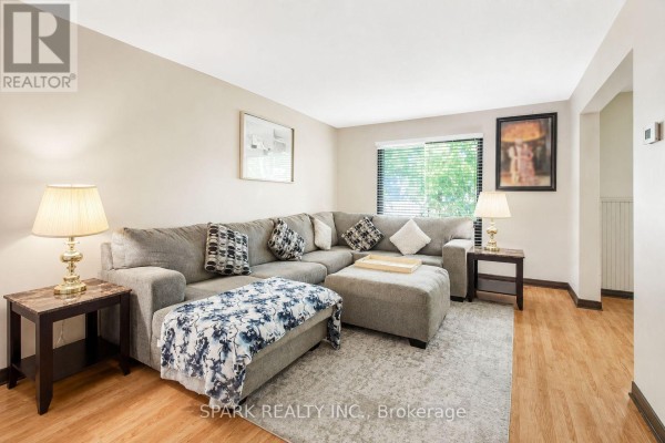 23 Rannie Court, Thorold, ON L2V4X2 Photo 5