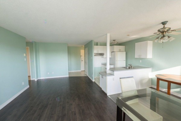 Living room - 23 Rue De La Soeur-jeanne-marie-chavoin, #510, Gatineau, QC J8Z1V9 Photo 2