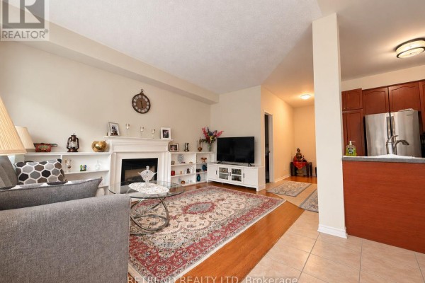 Eating area - 23 Thomas Legge Crescent, Richmond Hill, ON L4E4W1 Photo 5