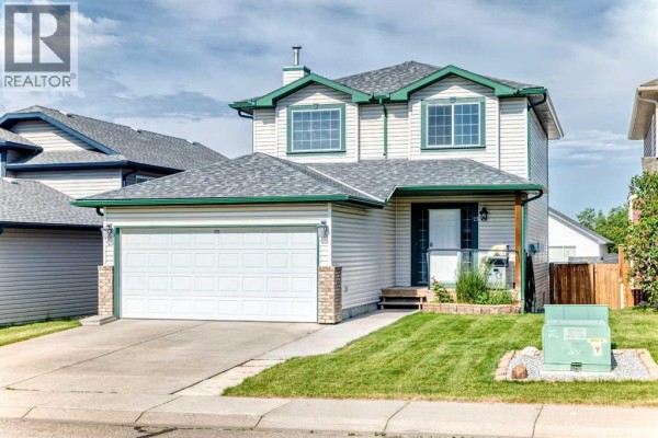 23 Thornbird Way Se, Airdrie, AB, photo 2