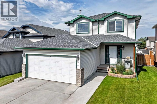 23 Thornbird Way Se, Airdrie, AB, photo 3
