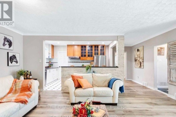 23 Todd Road, Toronto, ON M1S2K1 Photo 5