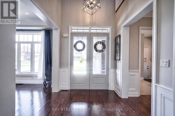 23 Trail Boulevard, Springwater, ON L9X0S6 Photo 2