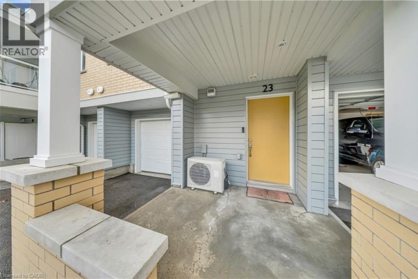 4pc Ensuite bath - 23 Valencia Avenue, Kitchener, ON N2R0R7 Photo 3