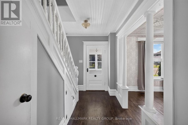 Family room - 23 Victoria Avenue, North Grenville, ON K0G1J0 Photo 5