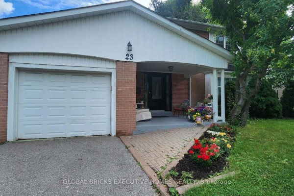 23 Whitefriars Drive, Toronto, ON, photo 2